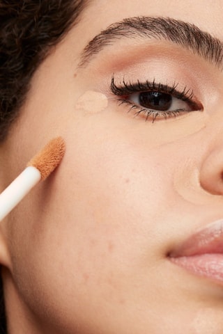 Anti-olheiras Flex Wear Full Cover™ - N°020 Bisque - 10 ml