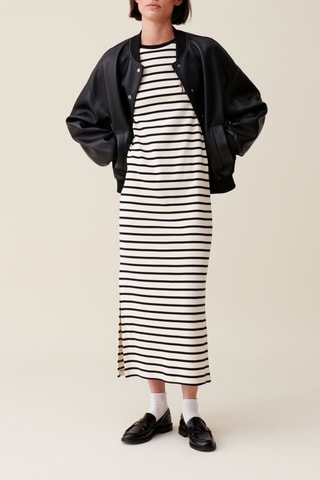 Vestido direito - Cru e preto