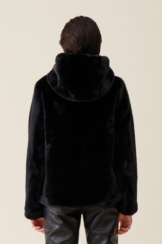 Casaco com capuz - Preto
