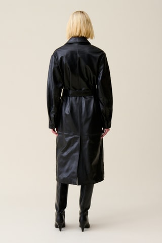 Sobretudo em em couro de cordeiro - Preto