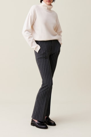 Calças - Preto e branco