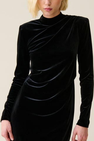 Vestido direito em veludo - Preto