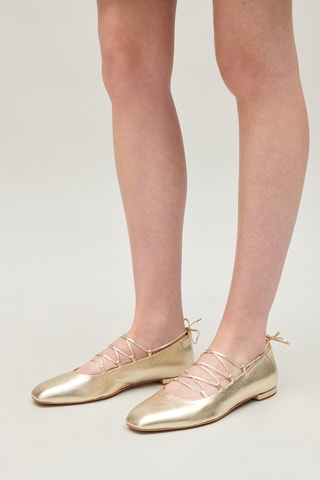 Sabrinas em couro de cabra - Dourado