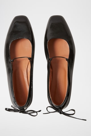 Sabrinas em couro envernizado - Preto