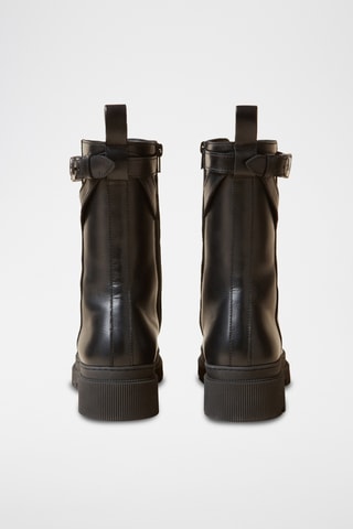 Botins em couro - Preto