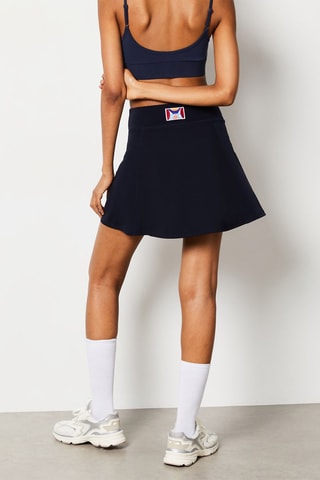 Saia estilo patinadora cintura subida - Preto