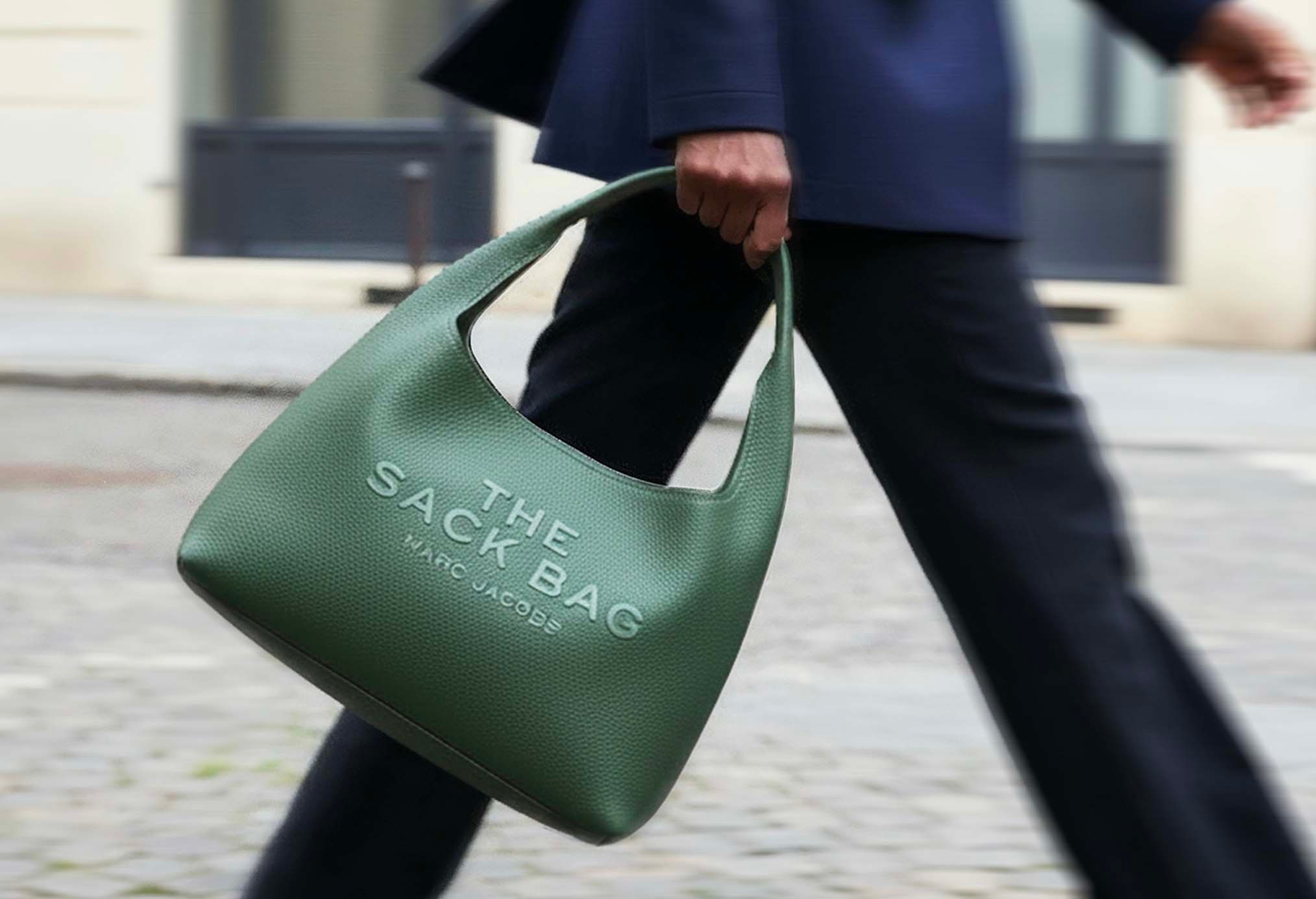 GUESS à bas prix sur SHOWROOMPRIVÉ