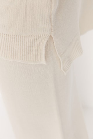 Camisola e calças - Branco