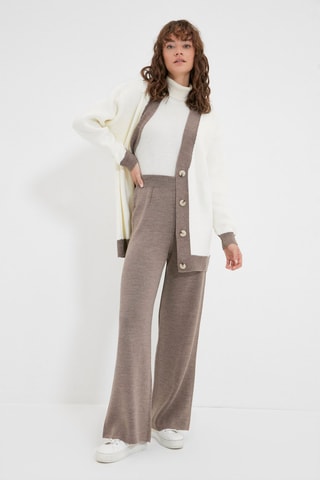 Casaco de malha e calças Branco e toupeira