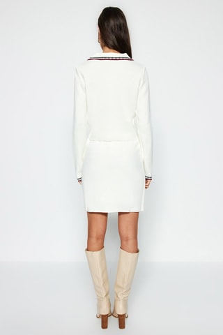 Top e saia direita de cintura alta - Cru