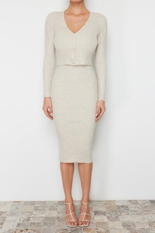 Vestido e casaco de malha - Bege