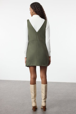 Vestido direito sem mangas - Caqui