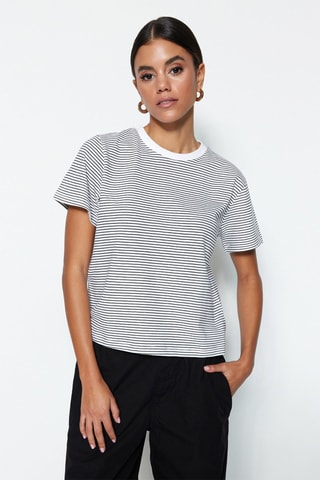 T-shirt  - Preto e branco