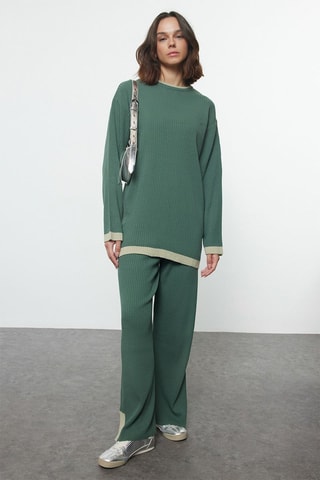 Camisola e calças - Verde