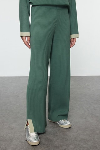 Camisola e calças - Verde