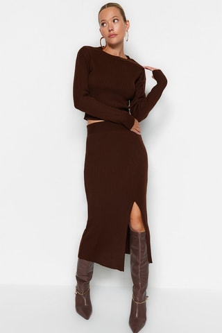 Camisola e saia - Castanho