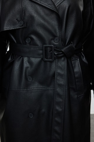 Trench - Preto