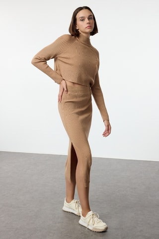 Crop top e saia direita - Camel