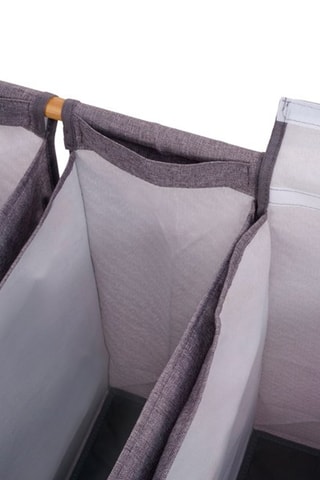 Cesto de roupa Maya 3 compartimentos em bambu com rodas