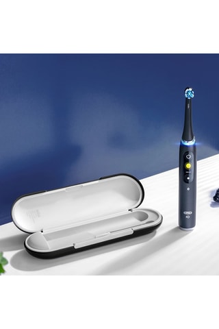 Escova de dentes elétrica conectada iO series 9