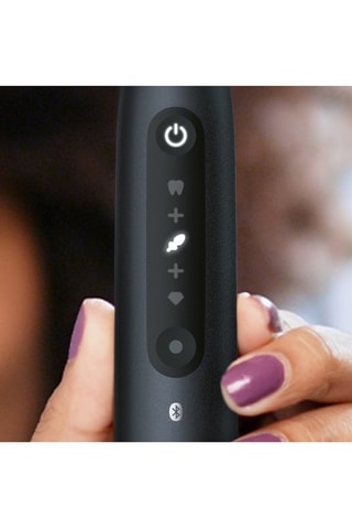 Escova de dentes elétrica conectada iO series 5 Duo