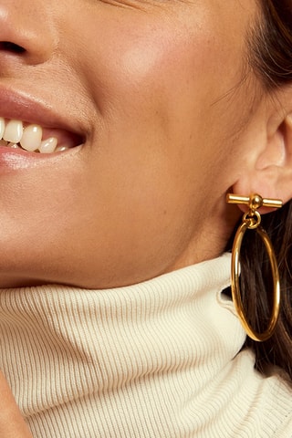 Brincos Camelia - Banhado a ouro amarelo