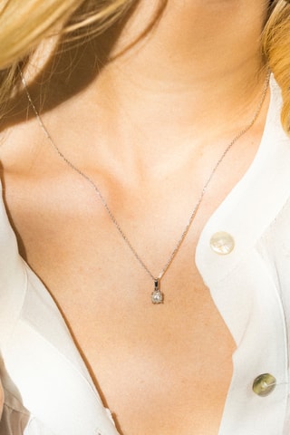 Pendente Akna Ouro branco e diamantes