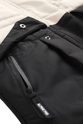 Casaco com capuz em pelo - Preto e branco