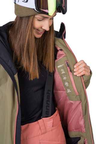 Corta-vento com capuz