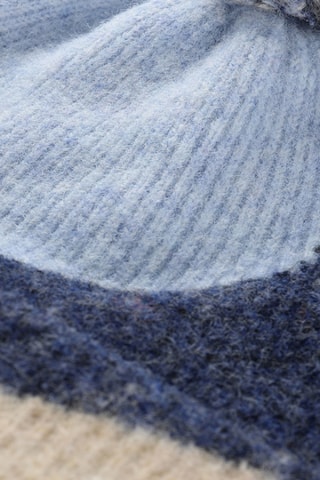 Gorro com pompom - Azul