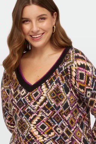 Pull - Noir et fuchsia