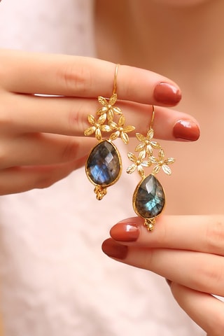 Boucles d'oreilles dorées à l'or fin jaune - Labradorites