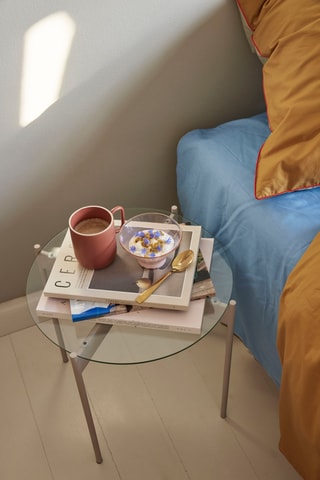 Mesa de apoio em vidro Beam - 45 x 42 cm