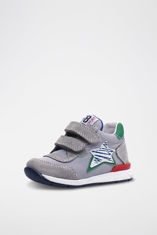 Sapatilhas subidas em couro de vitelo Cinzento