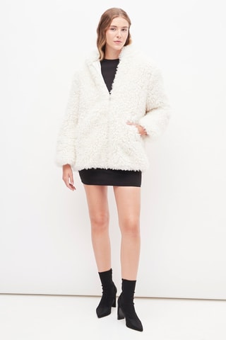 Jasje met Capuchon Wit