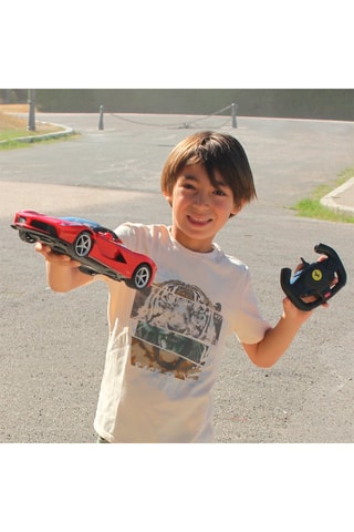 Veículo telecomandado - A partir dos 6 anos