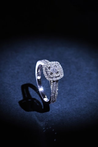 Solitaire Carré Scintillant - Or blanc et diamants