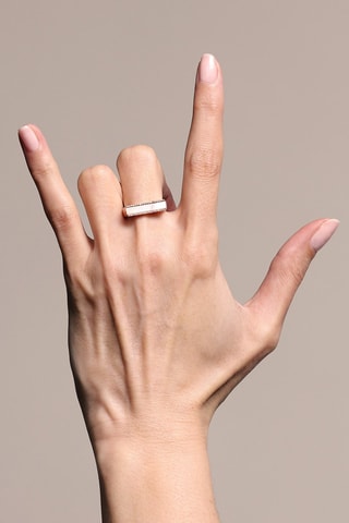 Bague Lyssianassa Or rose et nacre