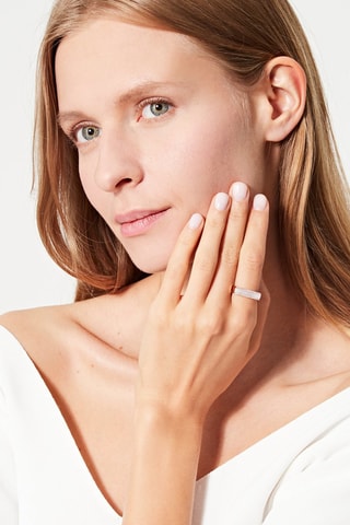 Bague Lyssianassa Or rose et nacre