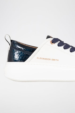 Sneakers - Wit en Marineblauw