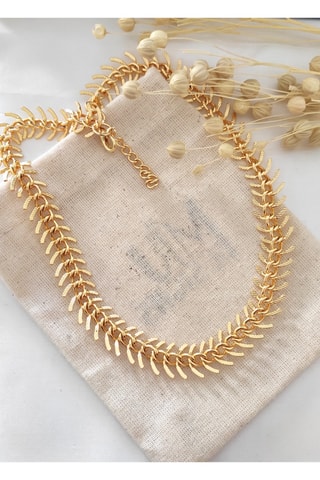 Collier doré à l’or jaune