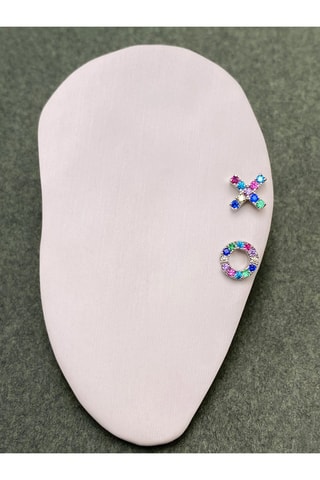 Brincos assimétricos Prata