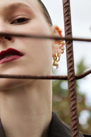 Earcuff Nour - Prata banhada a ouro amarelo