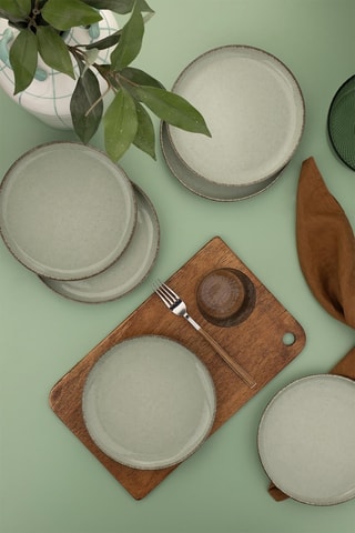 6 assiettes plates en porcelaine - 19 cm