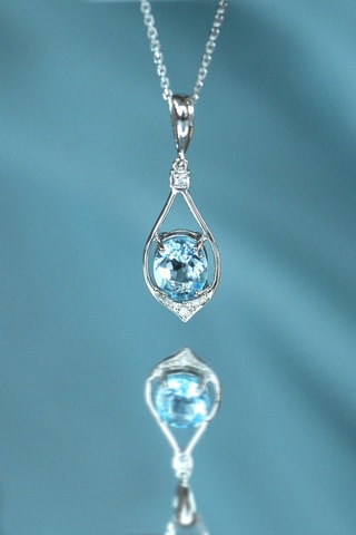 Hanger Brillant  Witgoud, Diamanten en Topaas