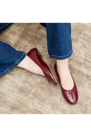 Ballerines en cuir verni Camille  - Bordeaux