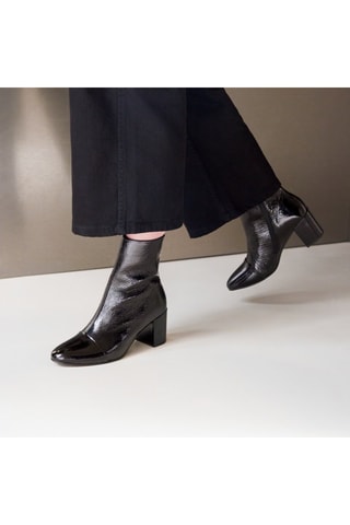 Bottines en cuir verni Léna  - Noir