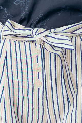 Calções de cintura subida Indu Cru e bege