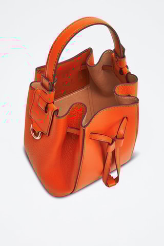 Sac seau en cuir de veau Miastella - Orange