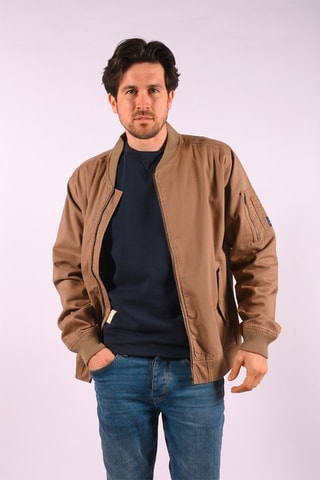 Bomberjack Story  Bruin